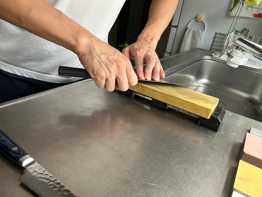 完全手研ぎ！包丁研ぎサービス（ペティナイフ・両刃・刃渡り目安9cm-15cm）
